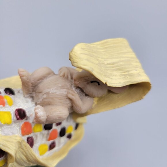 Charming Tails Cornfield Feast Mice Corn Cob Figurine Retired Silvestri HTF - Picture 7 of 8